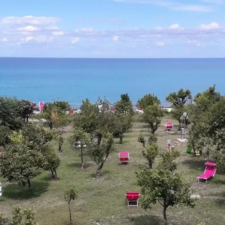 Frontemare Village & Ristorante Campsite Rodi Garganico