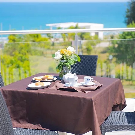 Frontemare Village & Ristorante Campsite
