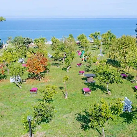 Frontemare Village & Ristorante Parque de Campismo 3*