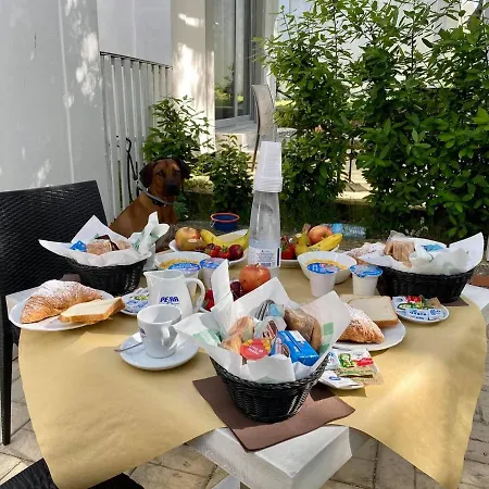 Campsite Frontemare Village & Ristorante Rodi Garganico