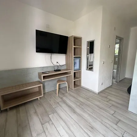 Parque de Campismo Frontemare Village & Ristorante 3*