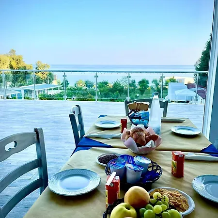 Frontemare Village & Ristorante