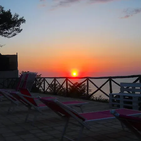 Frontemare Village & Ristorante Campingplads 3*